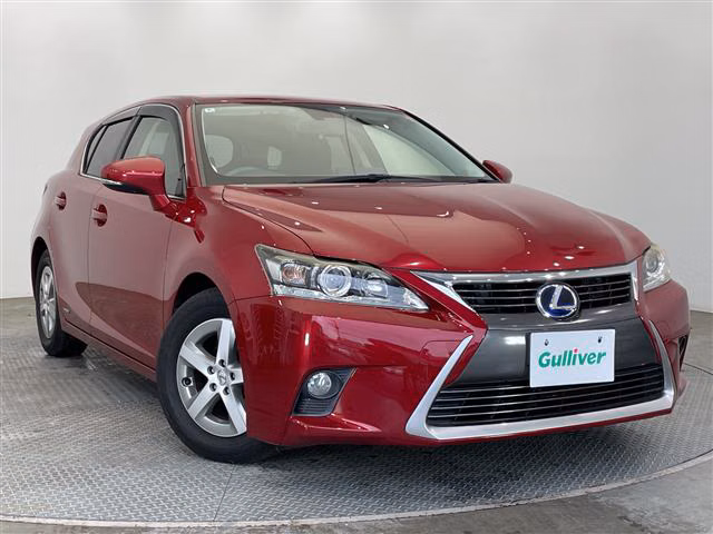 LEXUS CT200H