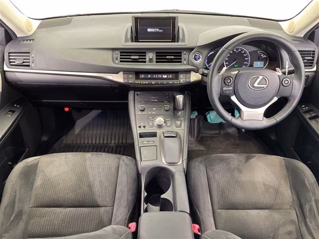 LEXUS CT200H