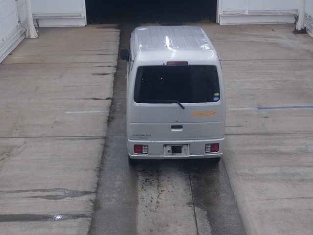MITSUBISHI MINICAB