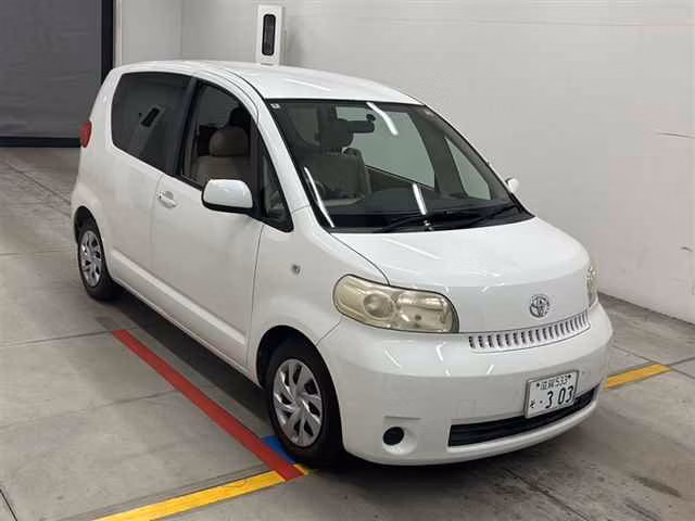 TOYOTA PORTE