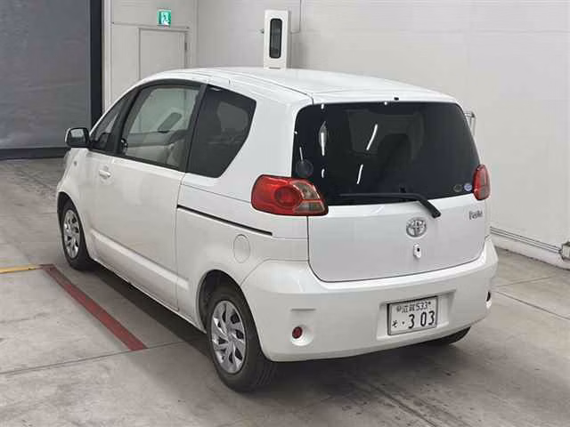 TOYOTA PORTE