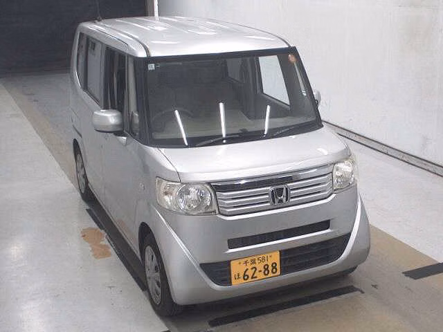 HONDA N-BOX