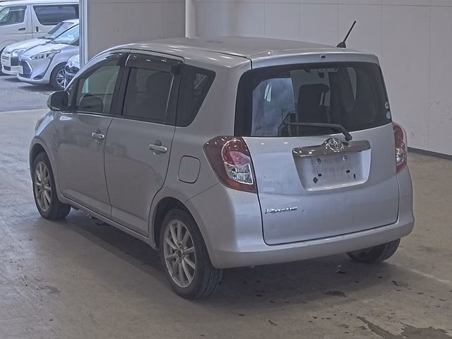TOYOTA RACTIS