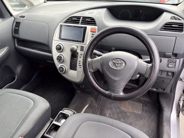 TOYOTA RACTIS