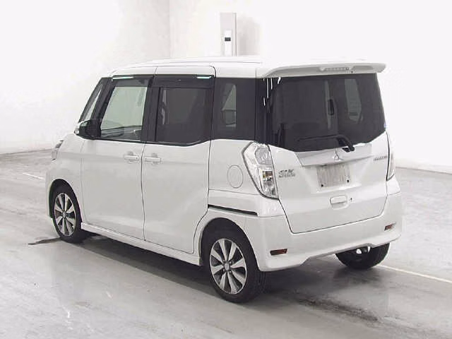MITSUBISHI EK SPACE