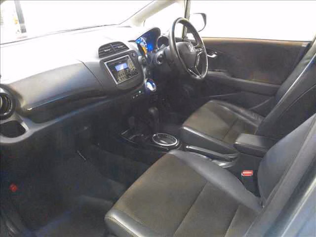 HONDA FIT SHUTTLE