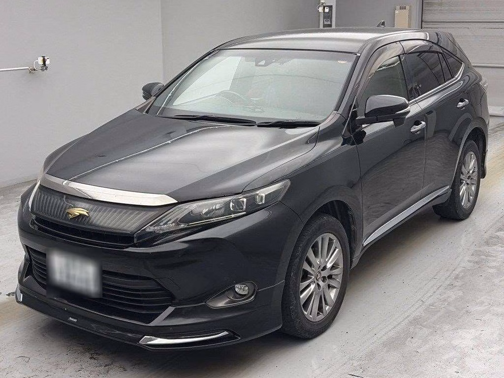 TOYOTA HARRIER