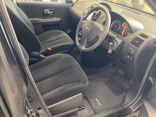 NISSAN LAFESTA