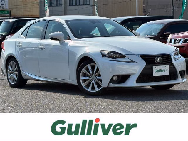 Lexus IS300h