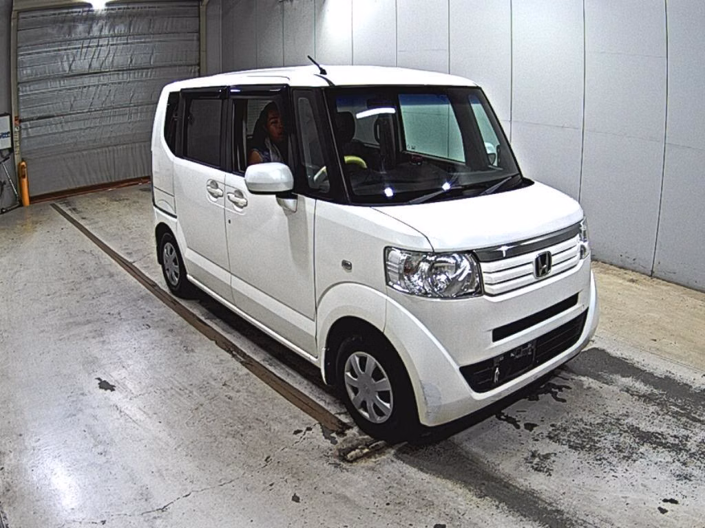 HONDA N-BOX