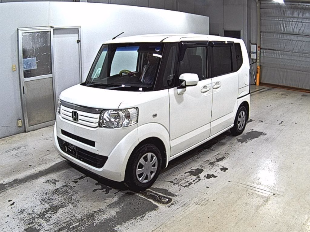 HONDA N-BOX