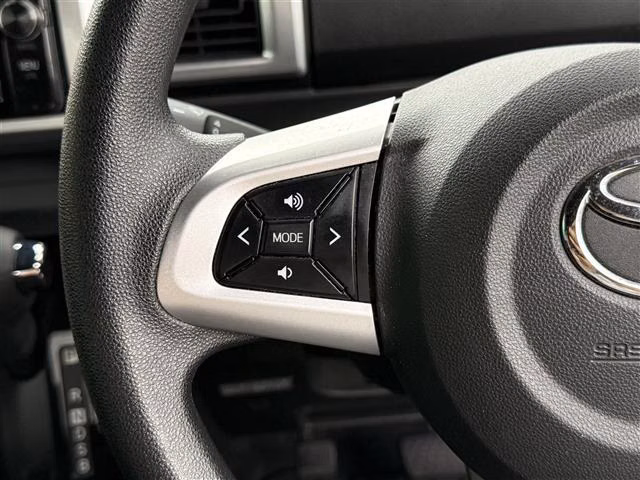 TOYOTA PIXIS MEGA