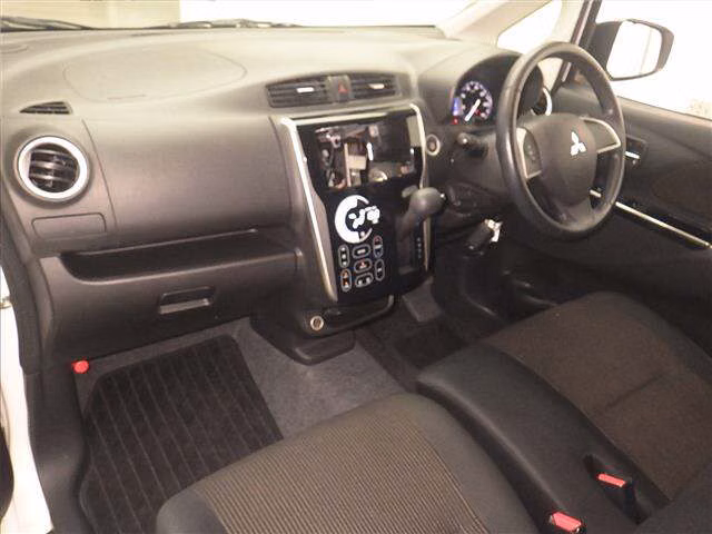 MITSUBISHI EK CUSTOM