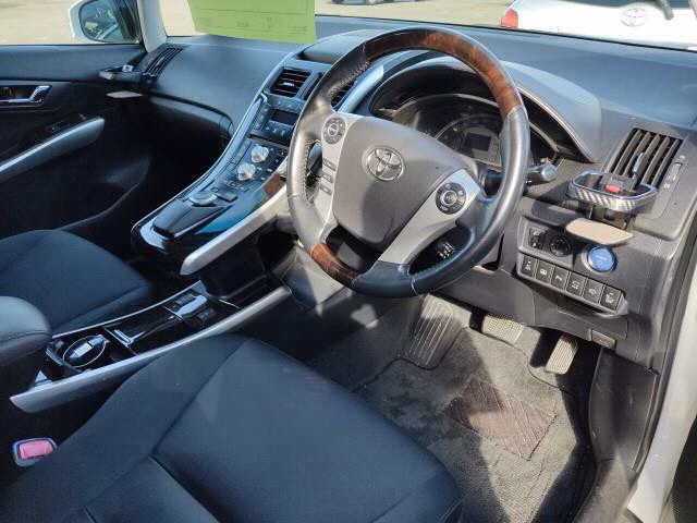 TOYOTA SAI