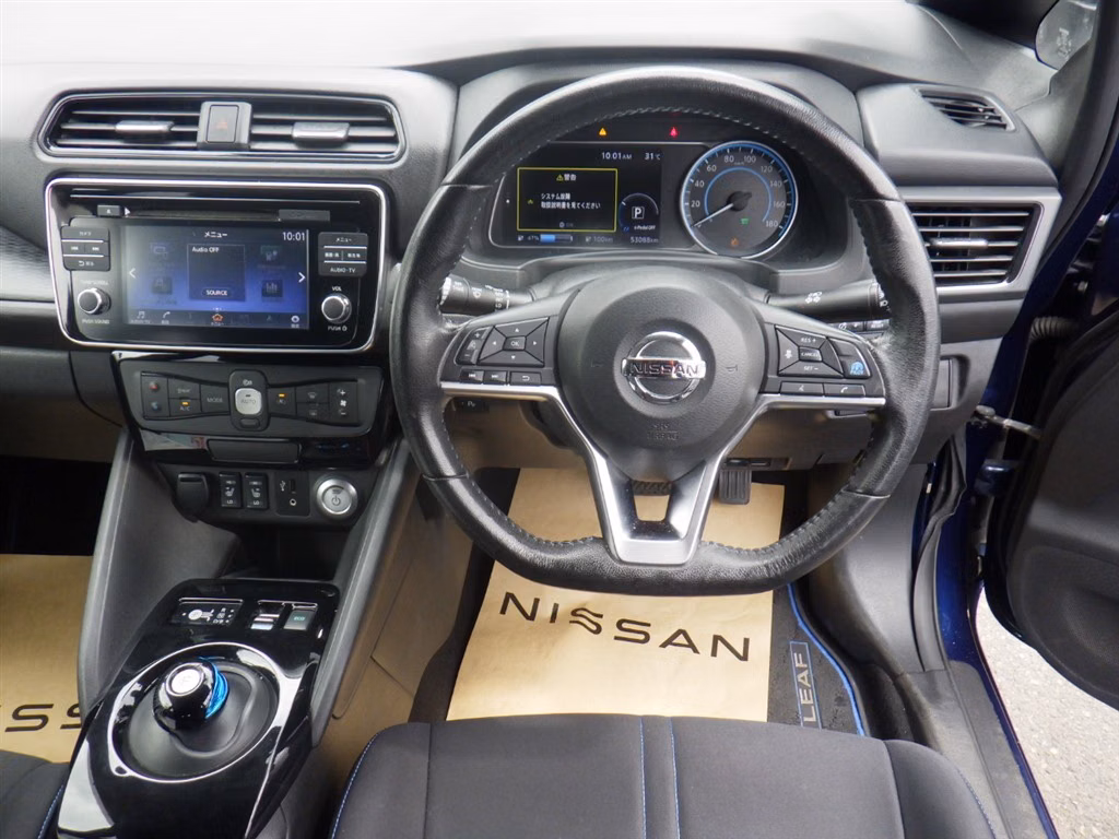 NISSAN LEAF