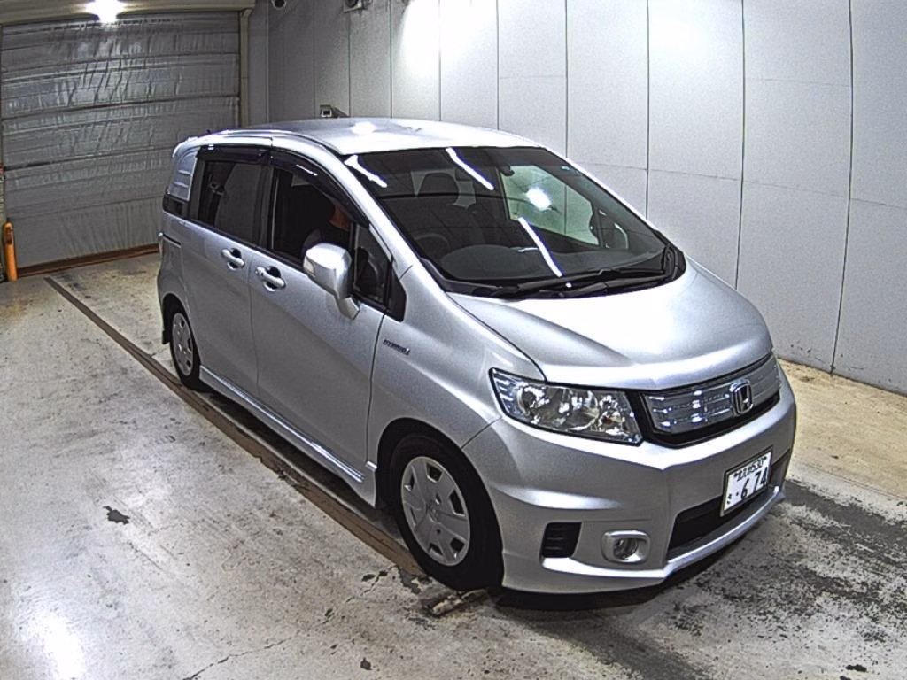 HONDA FREED