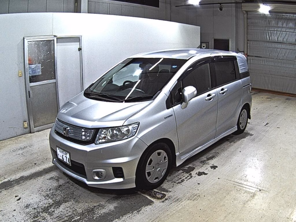 HONDA FREED
