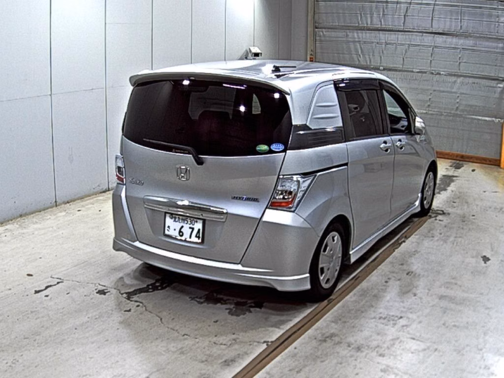 HONDA FREED