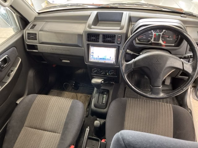 MITSUBISHI PAJERO MINI