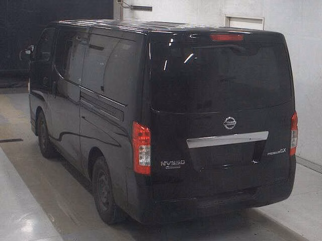 NISSAN NV350 CARAVAN