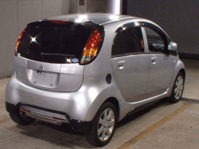 MITSUBISHI I