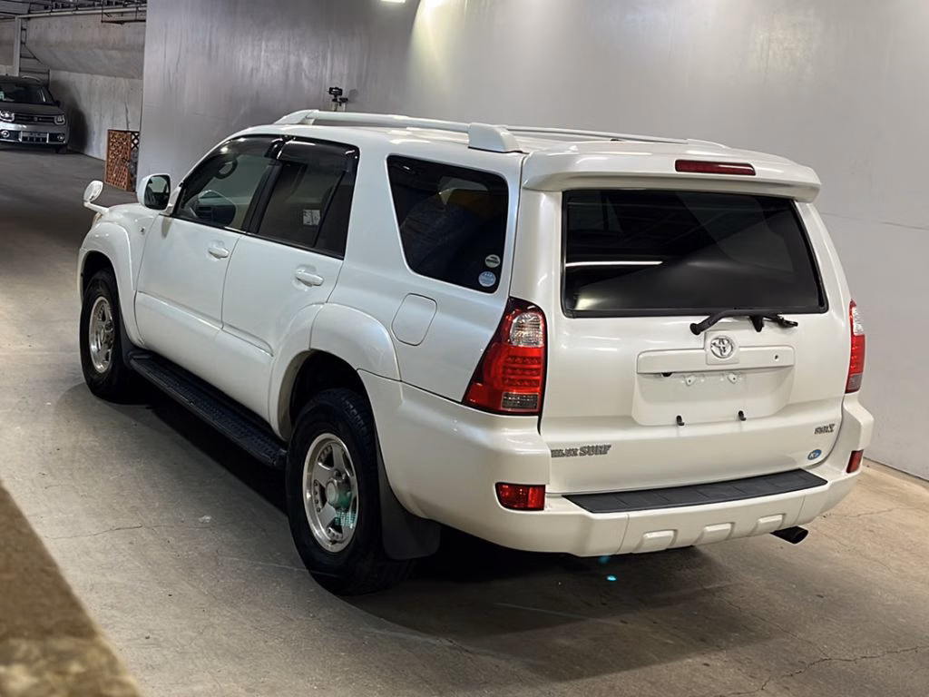 TOYOTA HILUX SURF