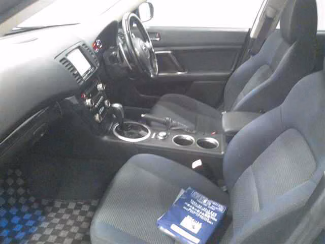SUBARU LEGACY