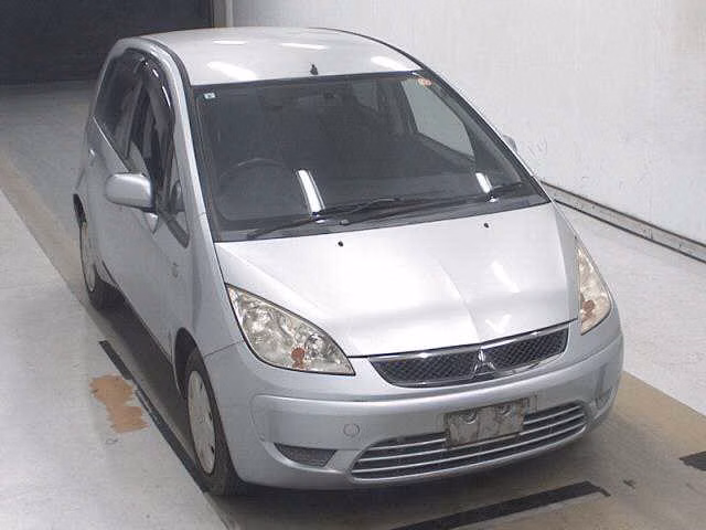 MITSUBISHI COLT