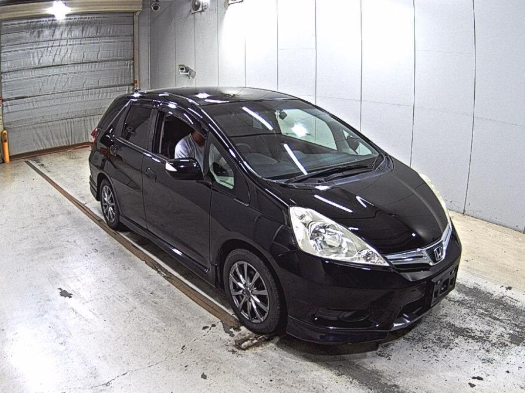 HONDA FIT SHUTTLE