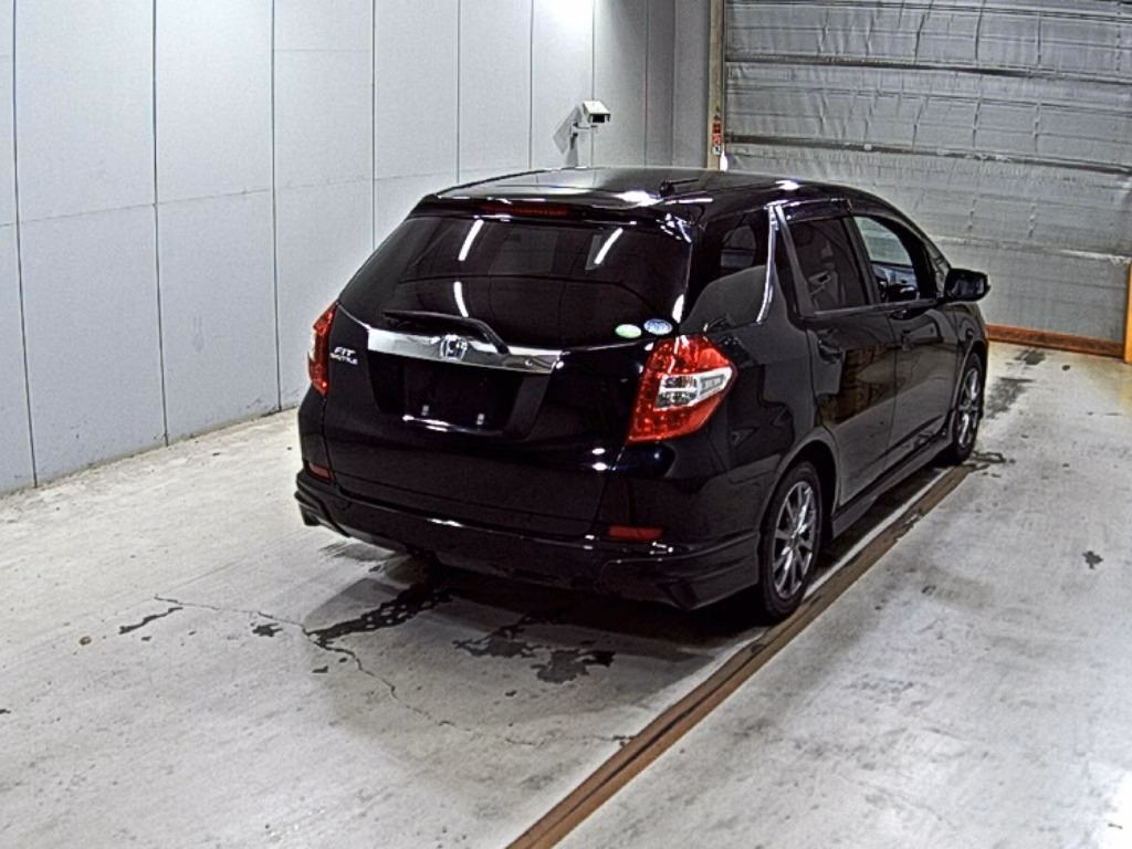 HONDA FIT SHUTTLE