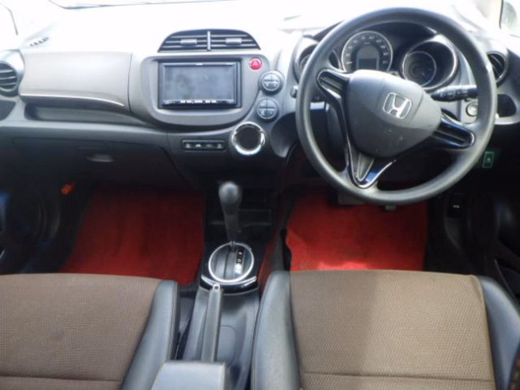 HONDA FIT SHUTTLE