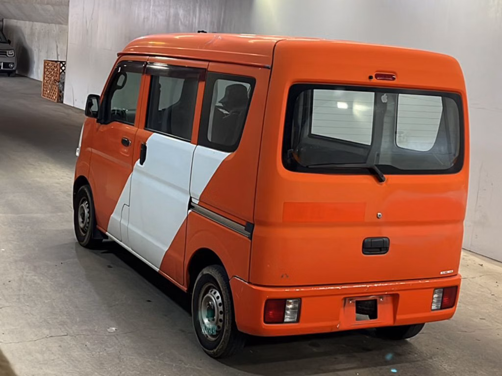 MITSUBISHI MINICAB