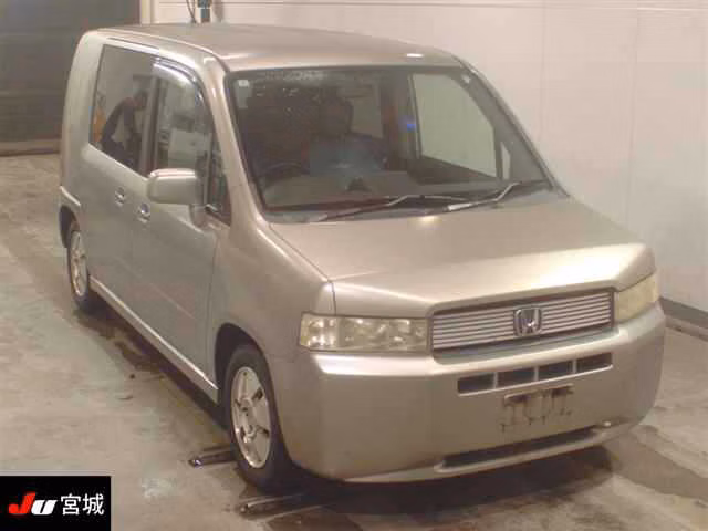 HONDA MOBILIO SPIKE