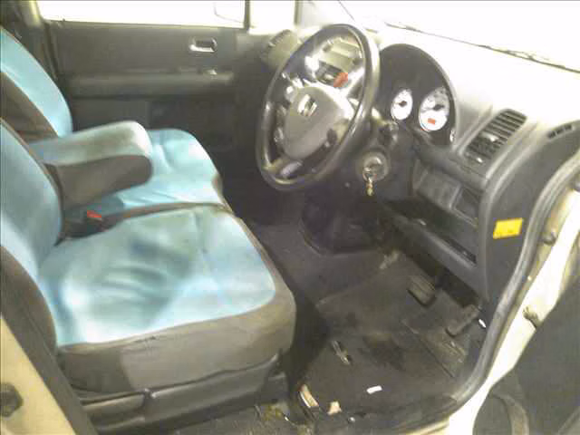 HONDA MOBILIO SPIKE
