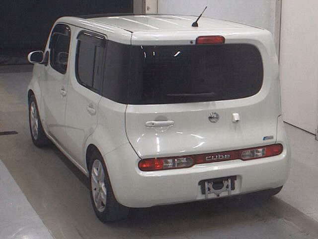 NISSAN CUBE