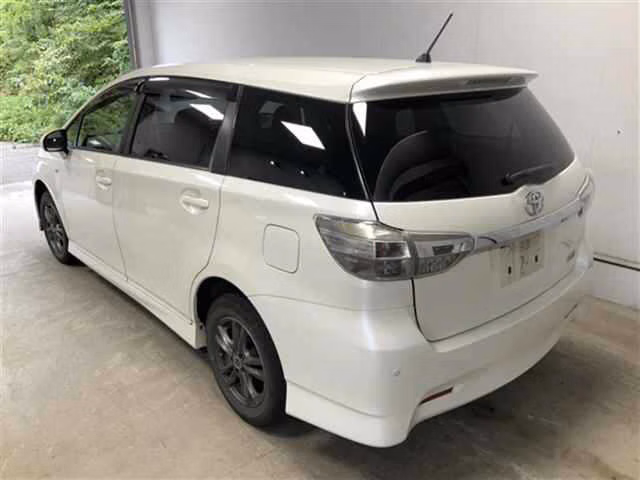 TOYOTA WISH