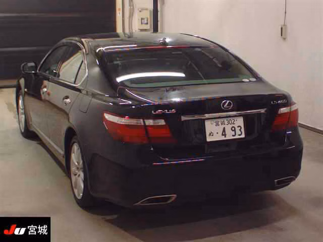 LEXUS LS460