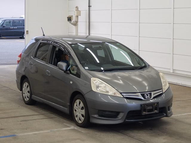 HONDA FIT SHUTTLE
