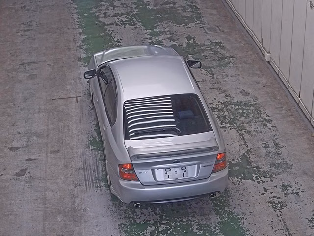 SUBARU LEGACY B4
