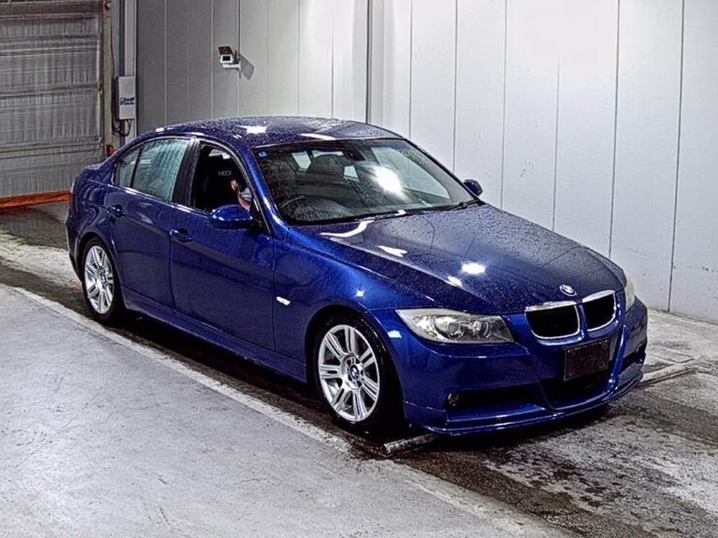 BMW 3-SERIES