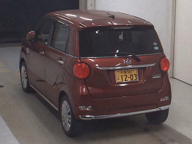 DAIHATSU CAST