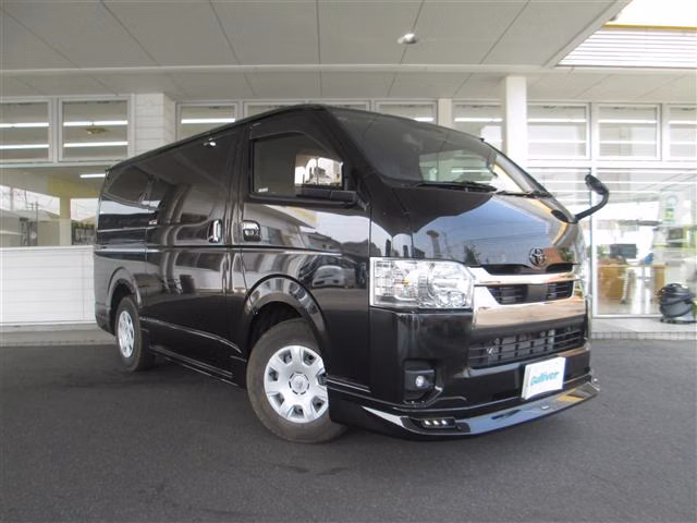 TOYOTA REGIUS ACE