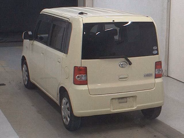 DAIHATSU MOVE CONTE