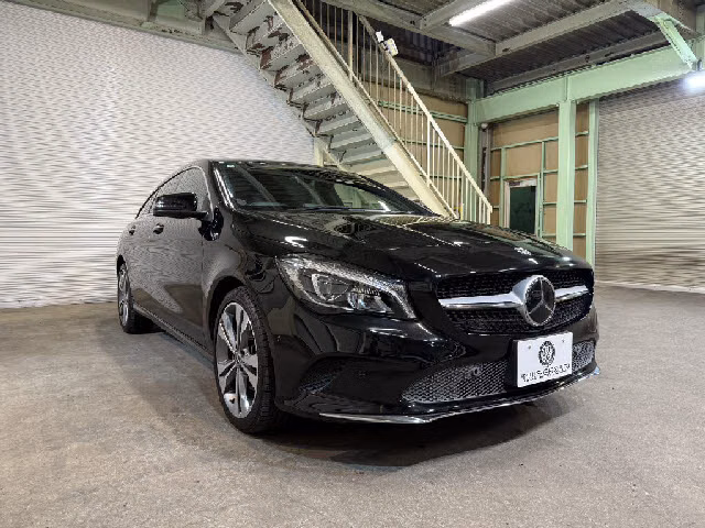 MERCEDES-BENZ CLA-CLASS