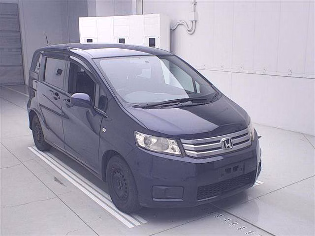 HONDA FREED SPIKE