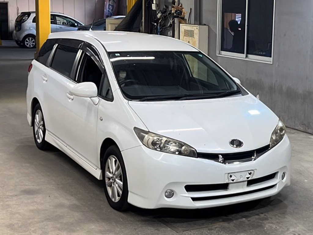 TOYOTA WISH
