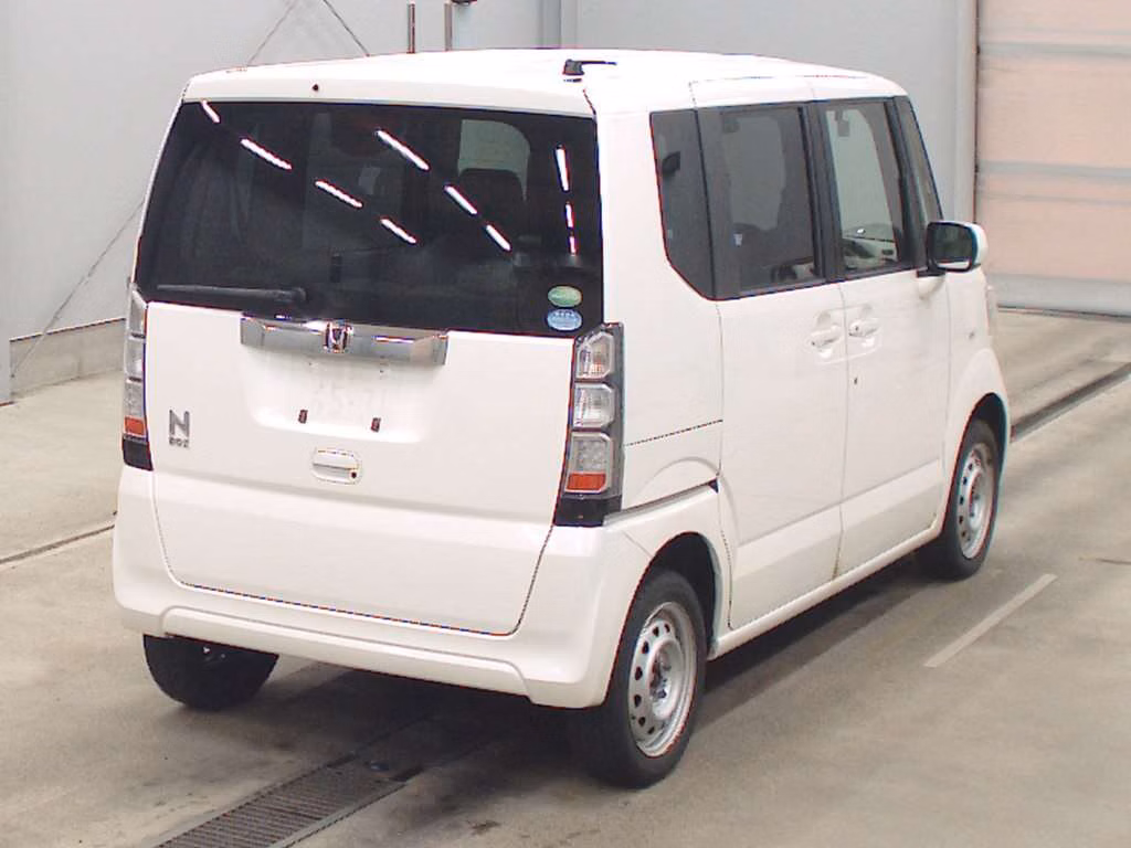 HONDA N-BOX