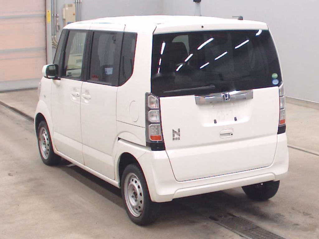 HONDA N-BOX