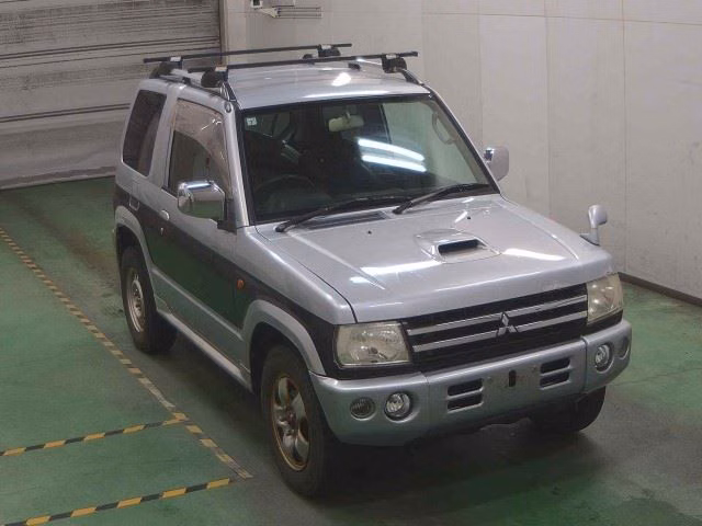 MITSUBISHI PAJERO MINI