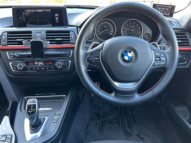 BMW 3-SERIES